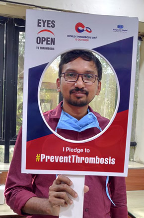 6_0018_Dr. Akshay Burlawar